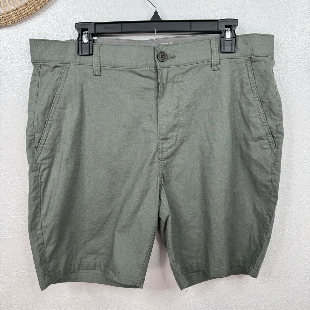 PLUGG Men's Chino Durable Shorts Cactus Green Flat Front Size 34 Linen Blend